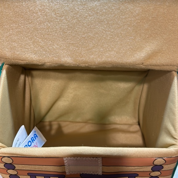 My Forest Friends Play Set house with a squirrel, a reindeer, and a bear - Picture 9 of 14